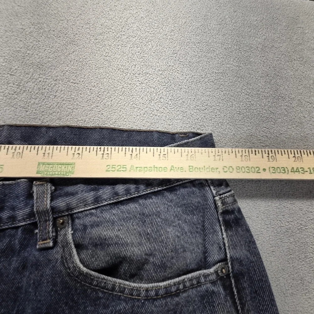 Levis important sizing